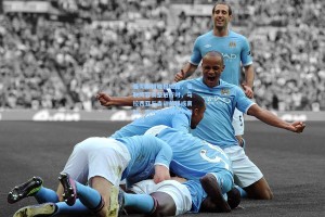 曼彻斯特晚报披露，曼联阵容调整进行时，马拉西亚与青训前锋或离队，奥纳纳未来仍悬而未决